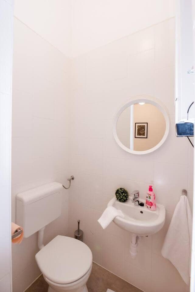 Brand New Central Ac Apartment ブダペスト エクステリア 写真