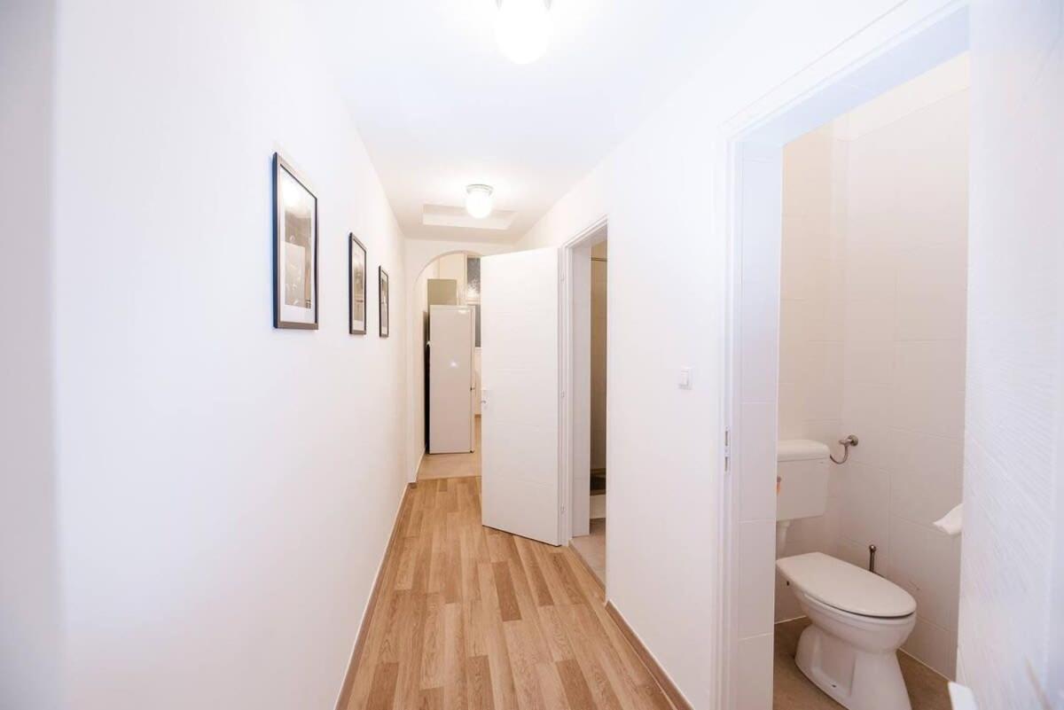 Brand New Central Ac Apartment ブダペスト エクステリア 写真