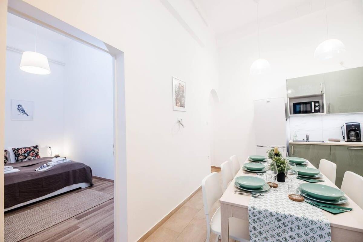 Brand New Central Ac Apartment ブダペスト エクステリア 写真