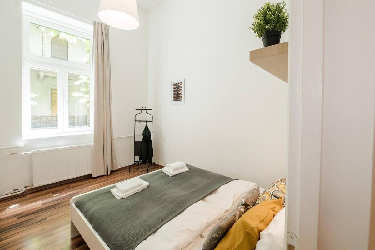 Brand New Central Ac Apartment ブダペスト エクステリア 写真